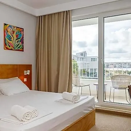 Hotel Ji 3*