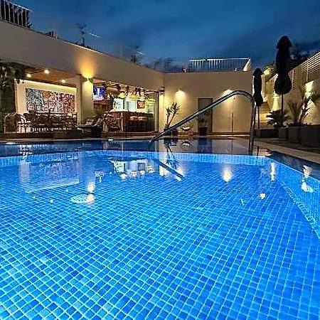 Hotel Ji 3*